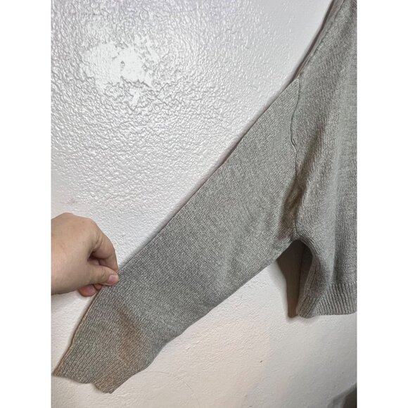 H&M Divided Women L SOFT Cropped Pullover Crewneck Gray Knit Sweater Oversized - Picture 8 of 16